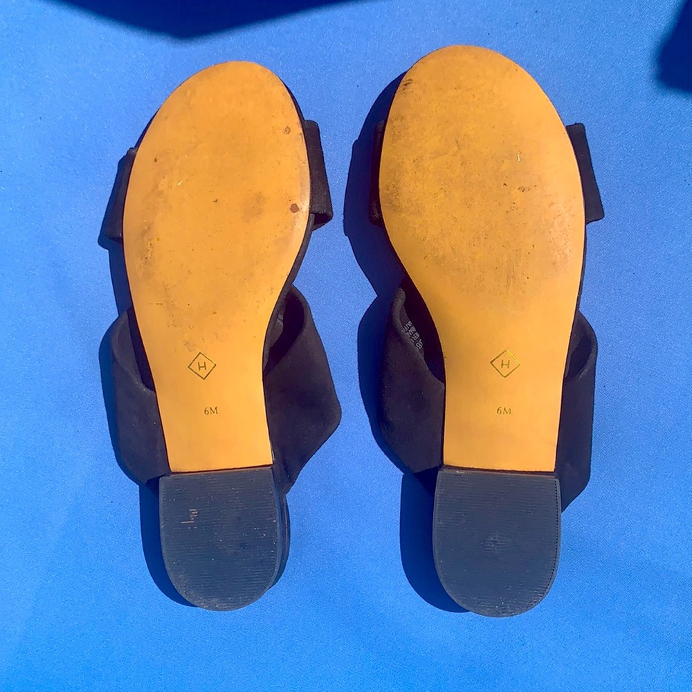Sandals - Picture 4 of 4